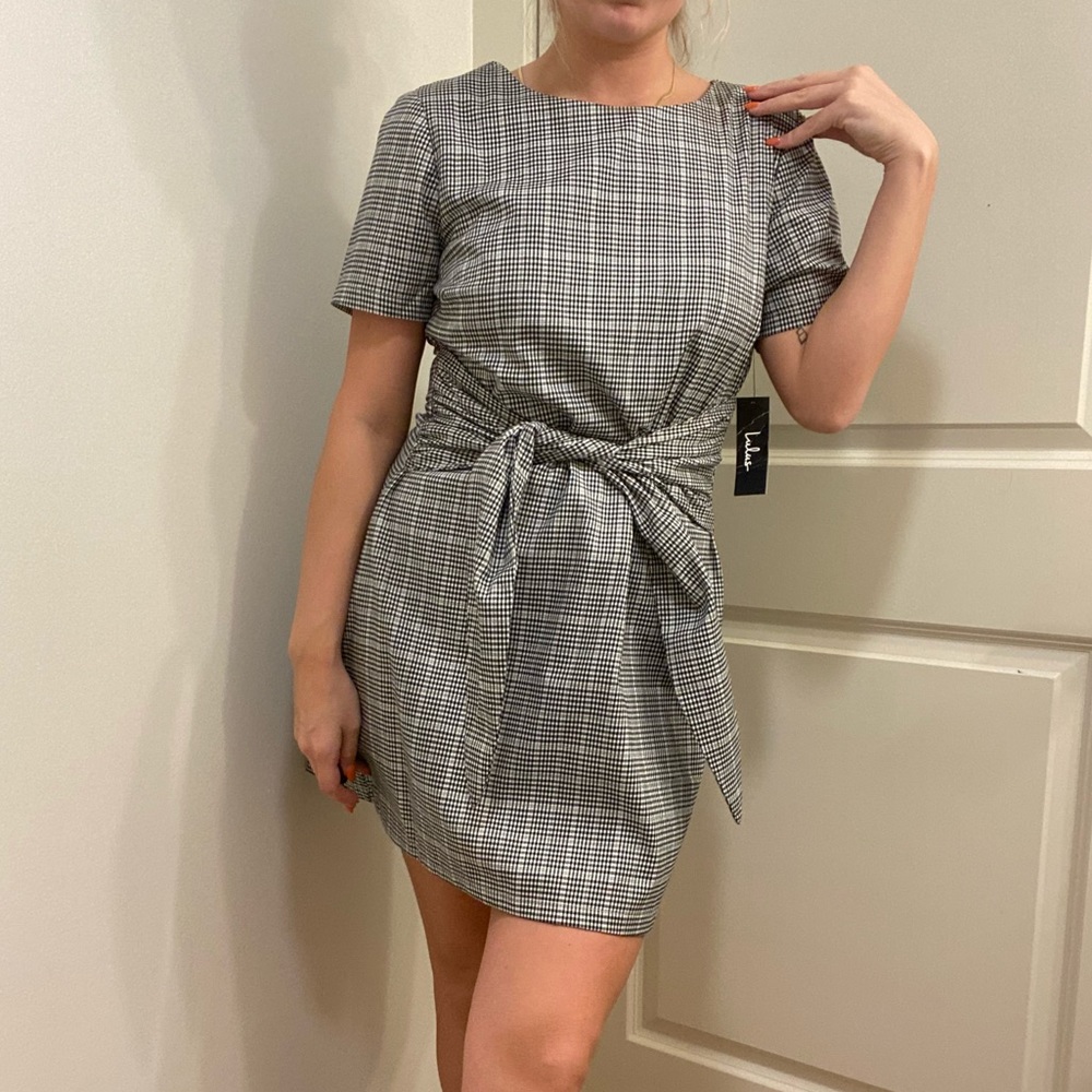 Lulu’s Plaid Tie Front Dress | Size L
